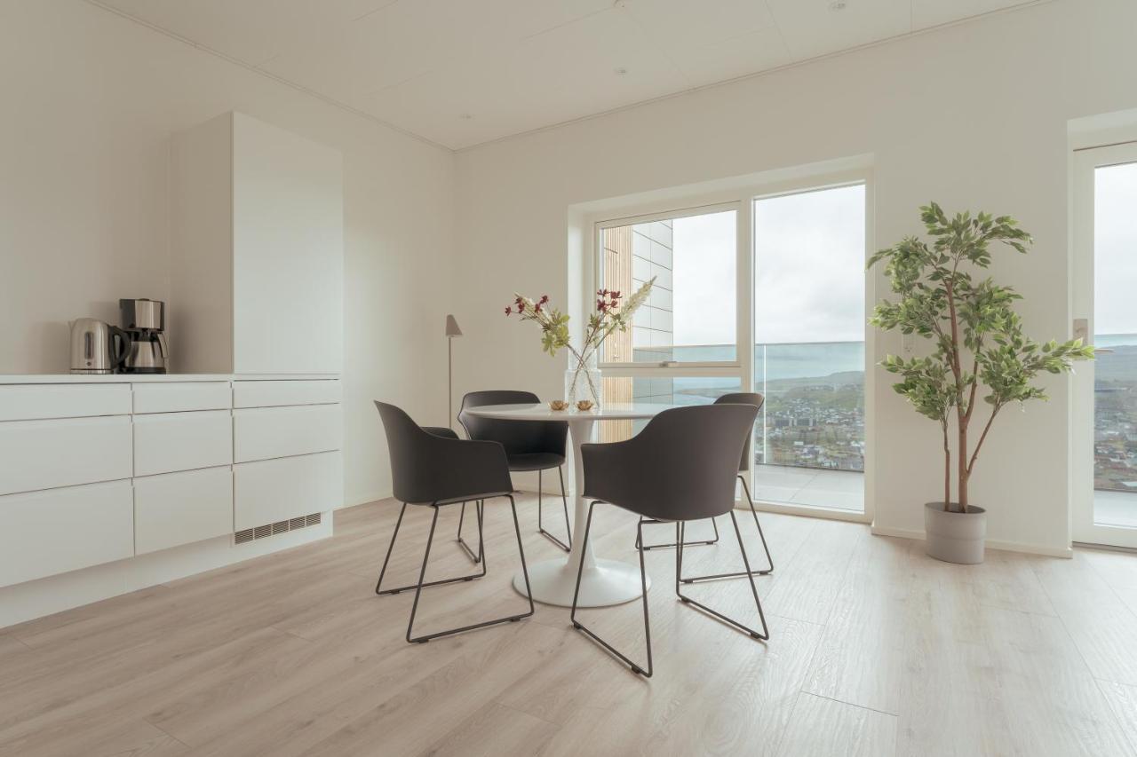 Nordic Swan Aparthotel With Panoramic Seaview Tórshavn Eksteriør billede